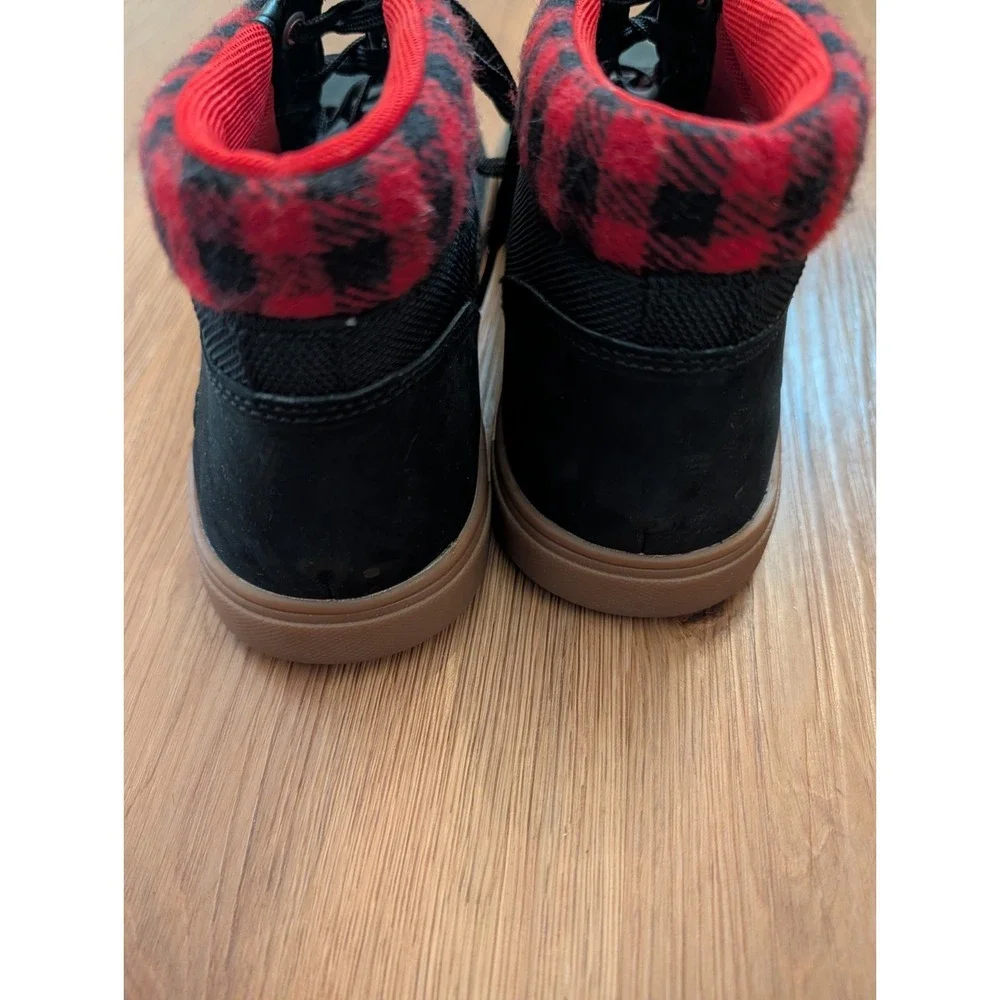 Timberland Groveton Orthopedic Men's Chukka Boots Size‎ 11.5 Black & Red Check